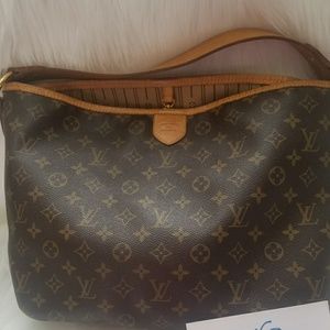 Louis Vuitton Delightful PM